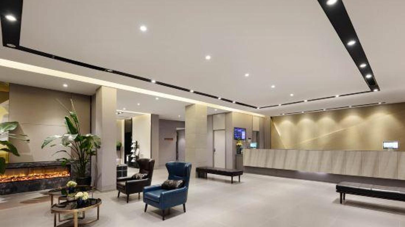 Home Inn Chengdu Chunxi Road Hongxingqiao Metro Station
