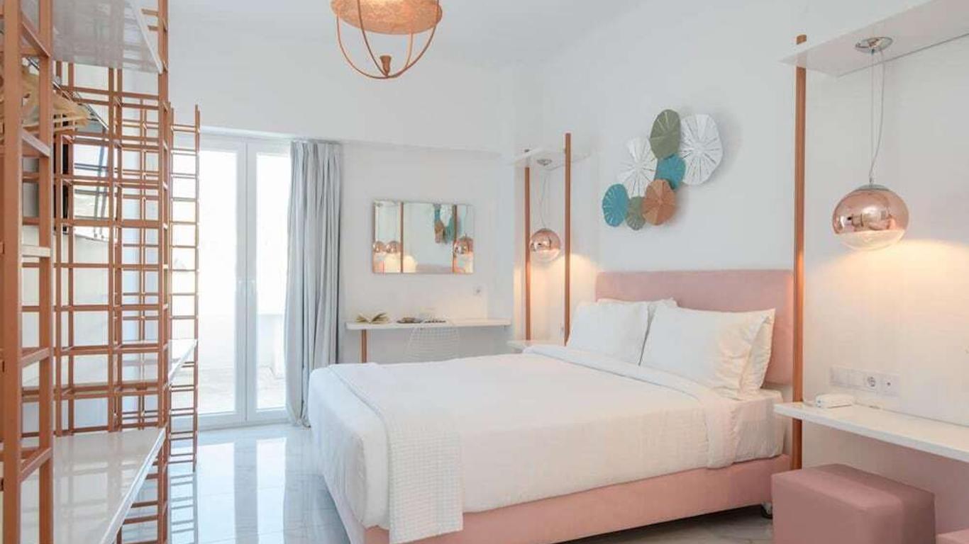 Delfinia Hotel