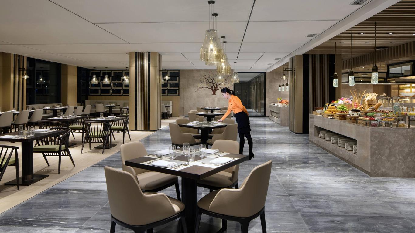 Courtyard by Marriott Zhengzhou Airport