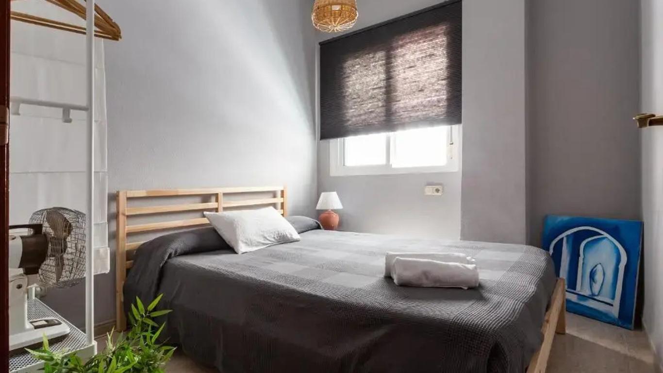 Serva La Bari Hostel