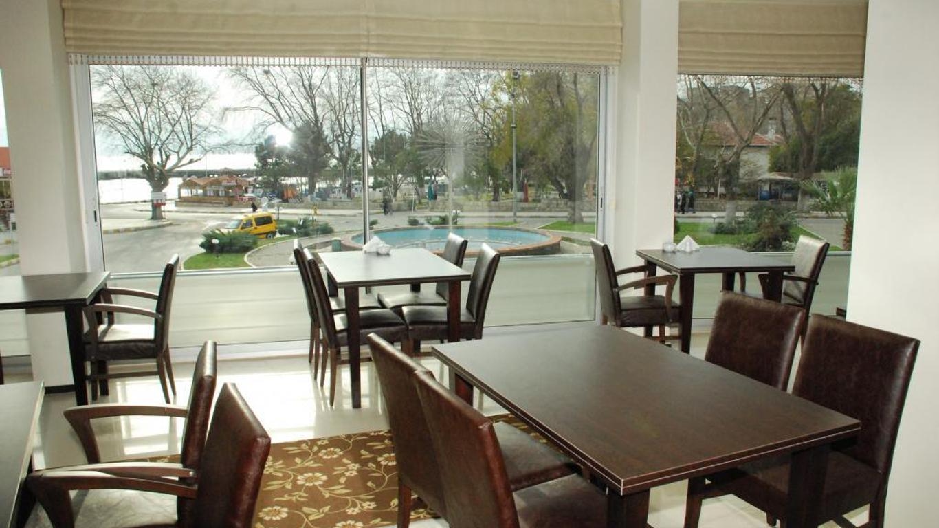 Otel Bossinop