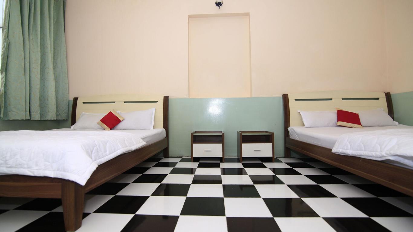 Sao Mai 896 Hotel