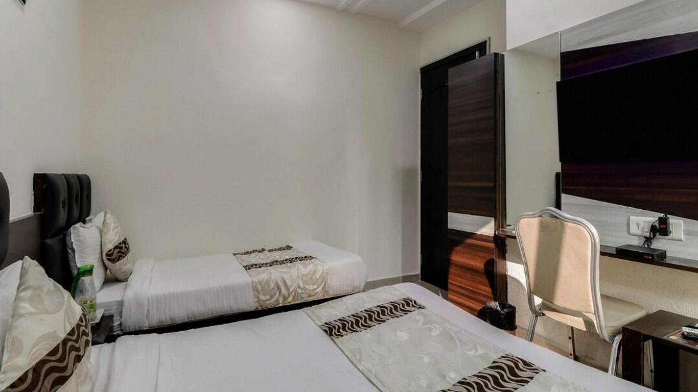 Hotel C.G. Plaza