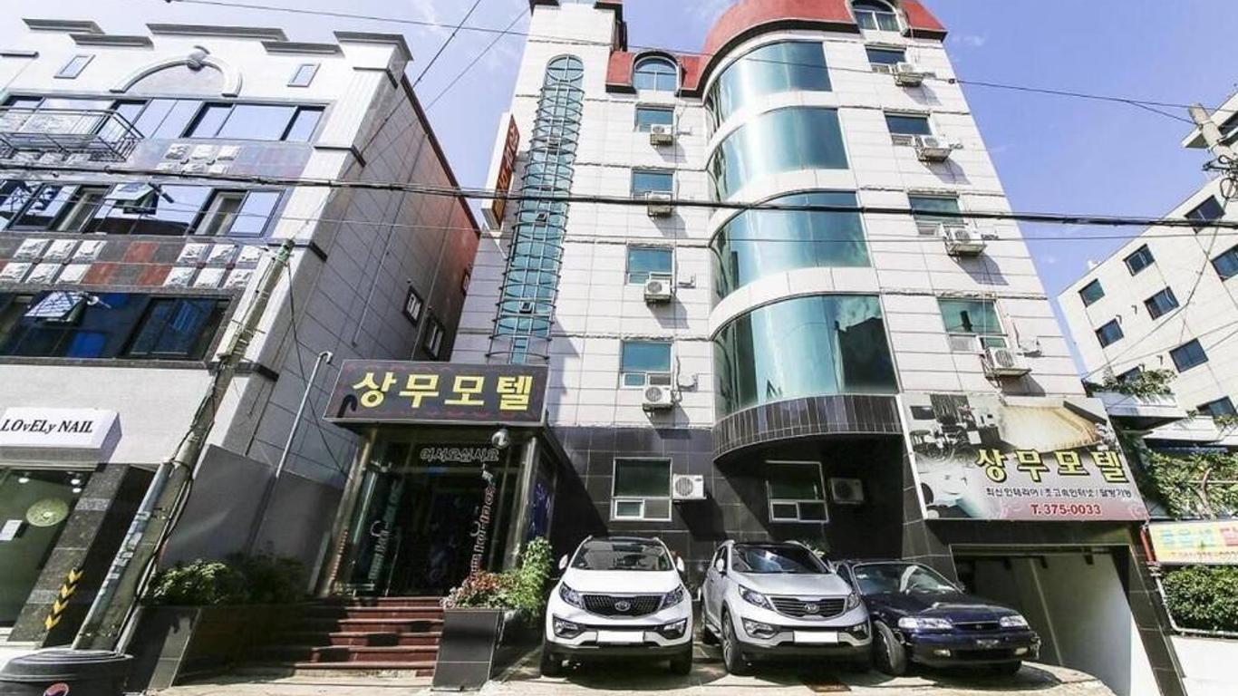 Sangmu Motel Gwangju