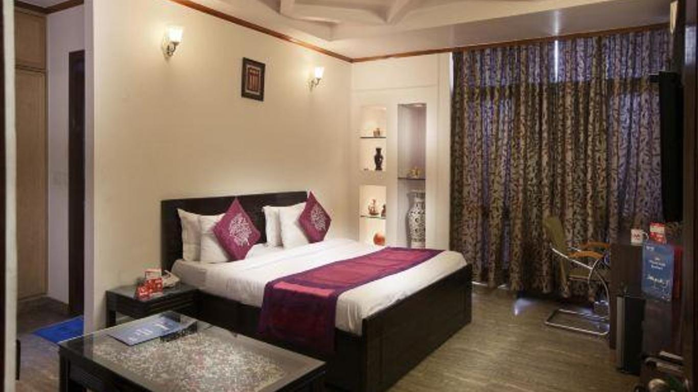 Hotel O 2173 Hotel Sebastian White