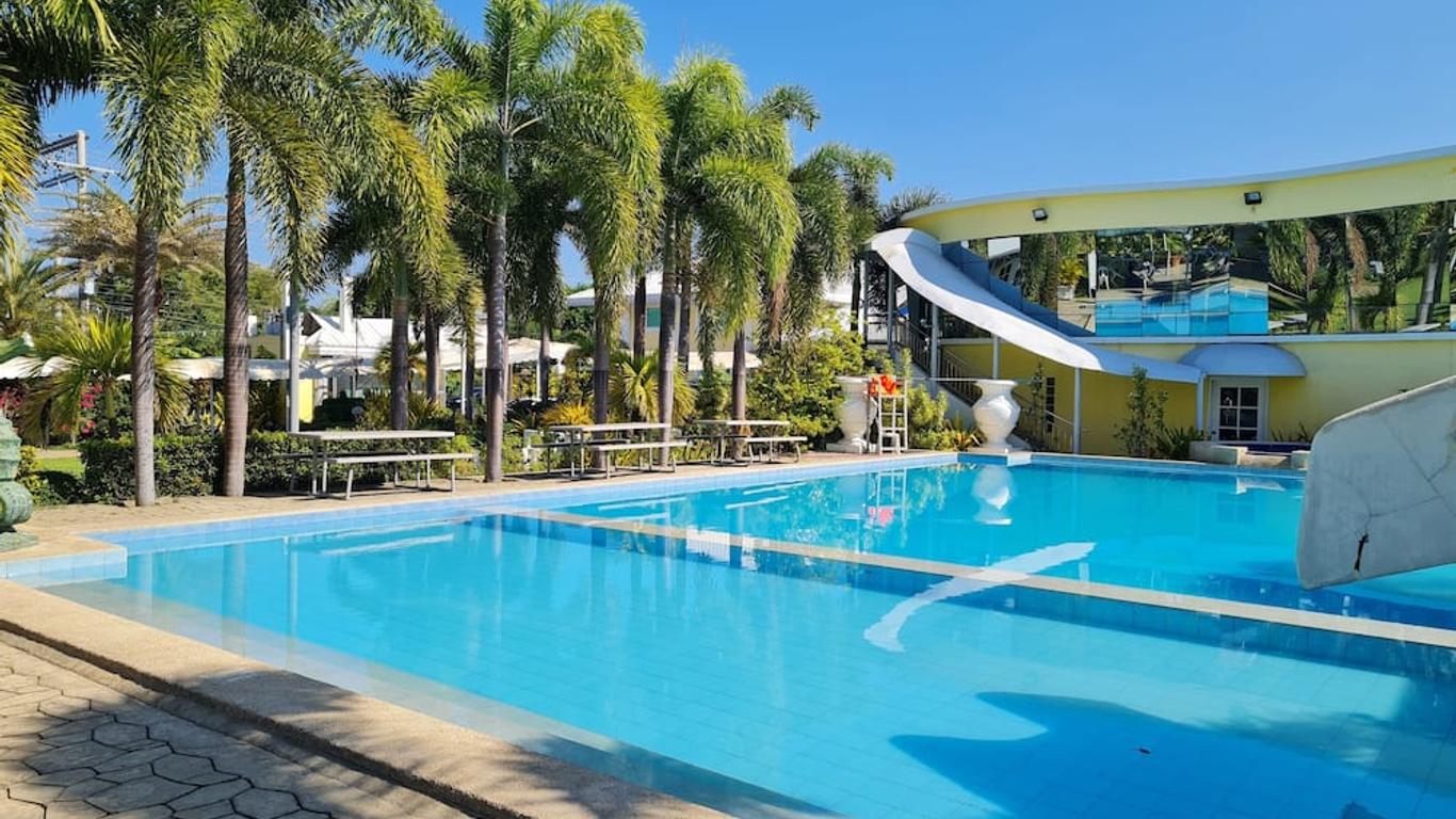Fiesta Garden Hotel