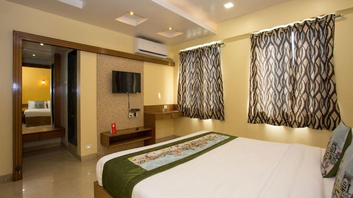 OYO 10679 Hotel Nanashree Executive