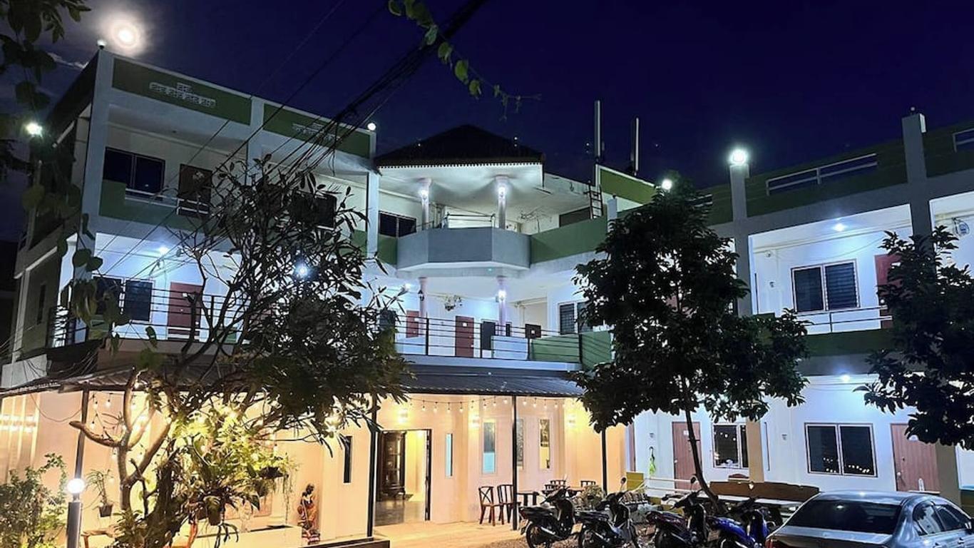 The 99 Inn Hotel