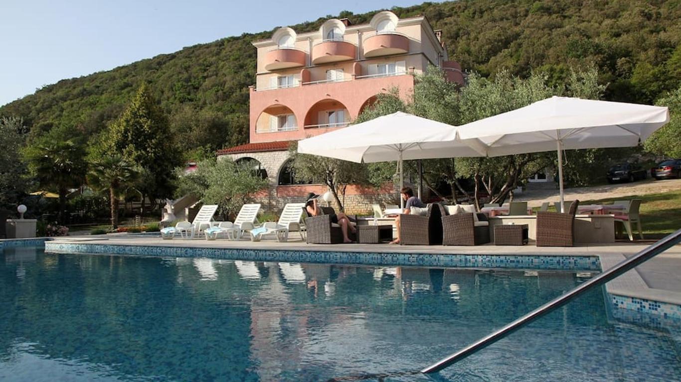 Hotel Carmen