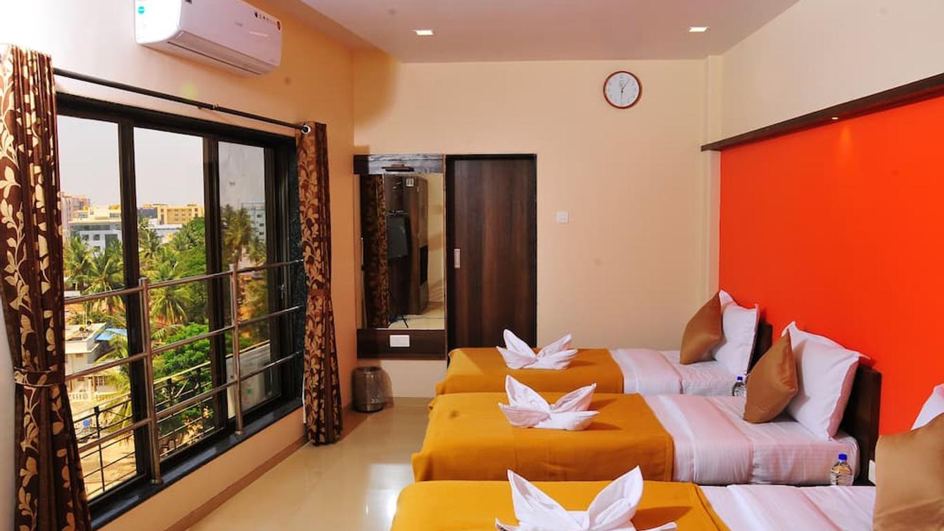 Aakash Hotel