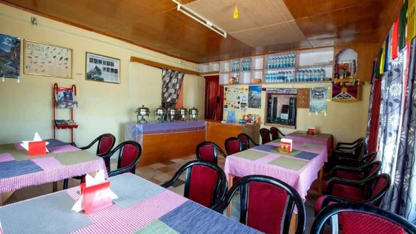 Tih Tsokar Eco Resort & Restaurant