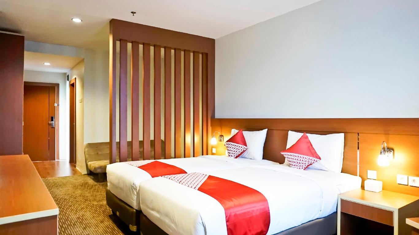 Capital O 847 Megara Hotel