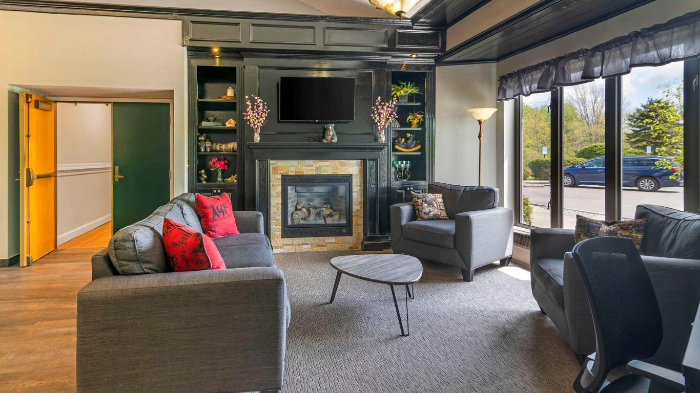 Black Bear Inn, Ascend Hotel Collection