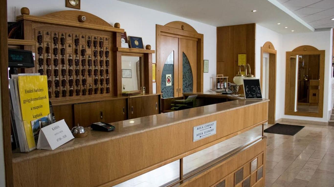 Komfort Hotel Platan