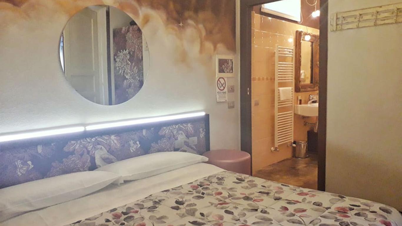 Cortiletto d'Alba camere con ristorante