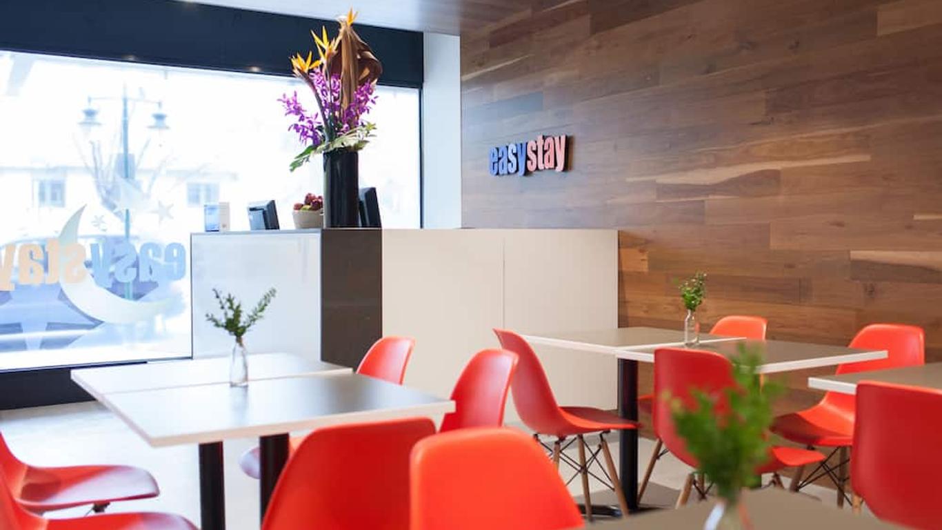 Easystay Studio Apartments