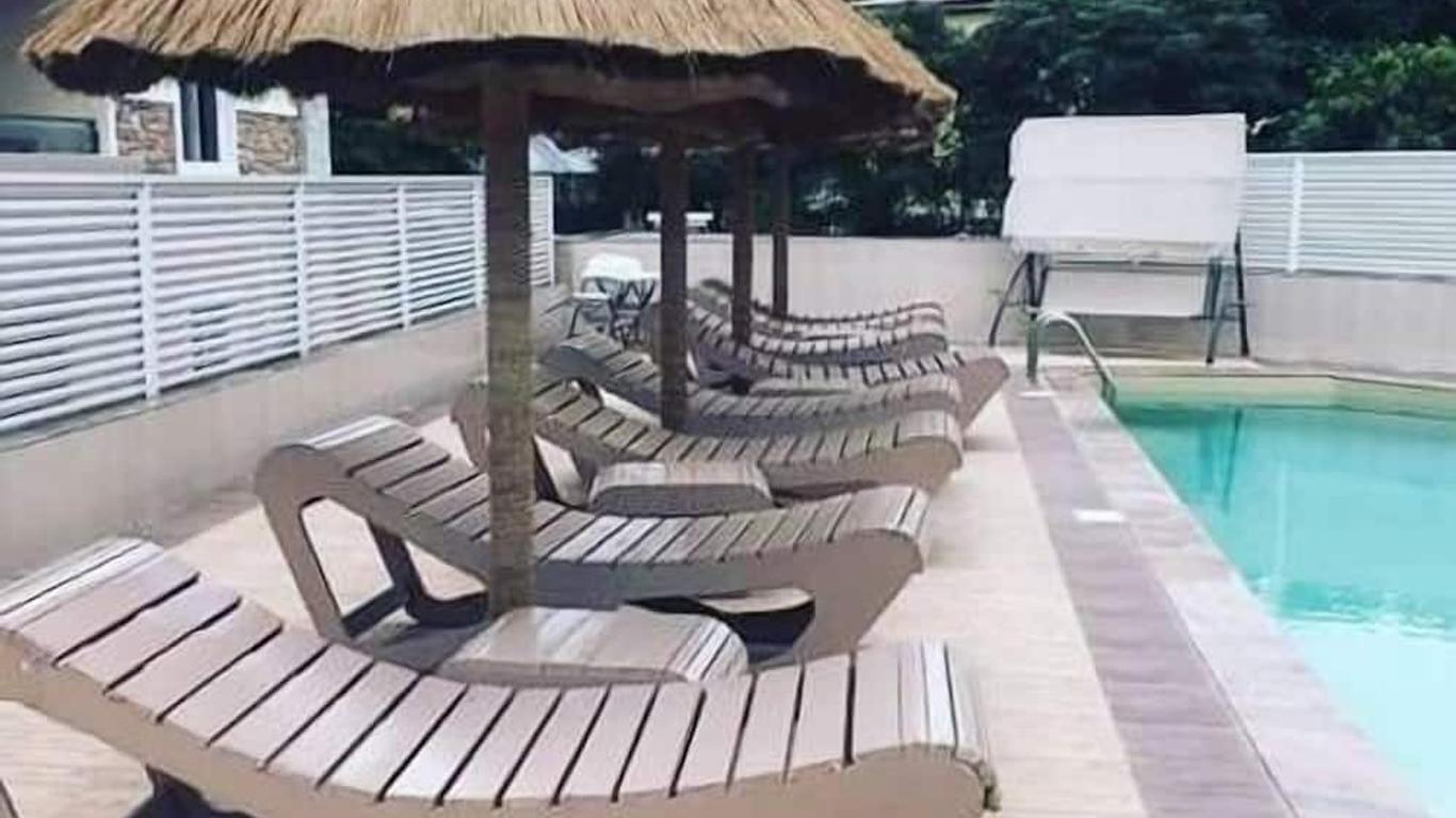 Tenache Hotels