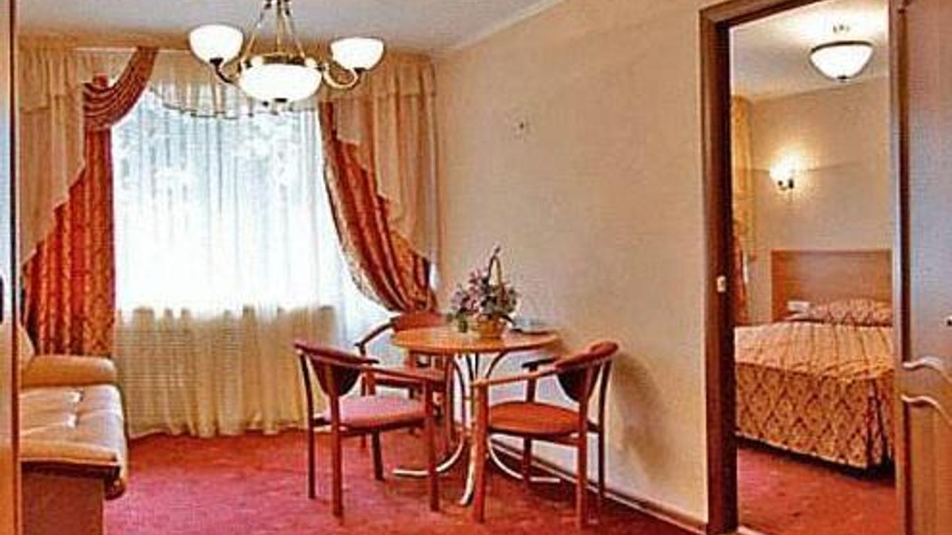 Amaks Park Hotel