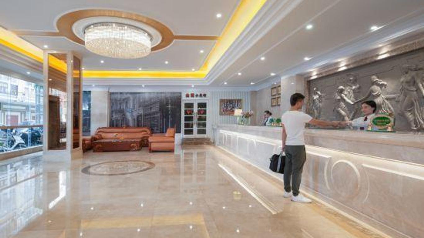 37/2000 Zero degree Starbucks Hotel (Yihua Plaza, Kaiping, Jiangmen)