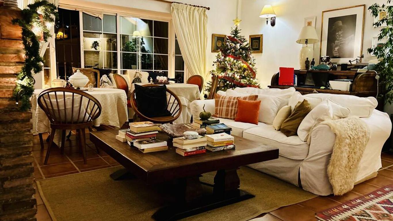 At Home in Malaga Stay & Solo Travellers