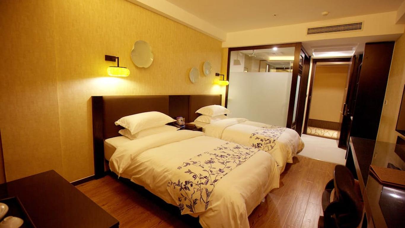 Crystal Pudi Hotel(Jingde Town Flagship Branch)