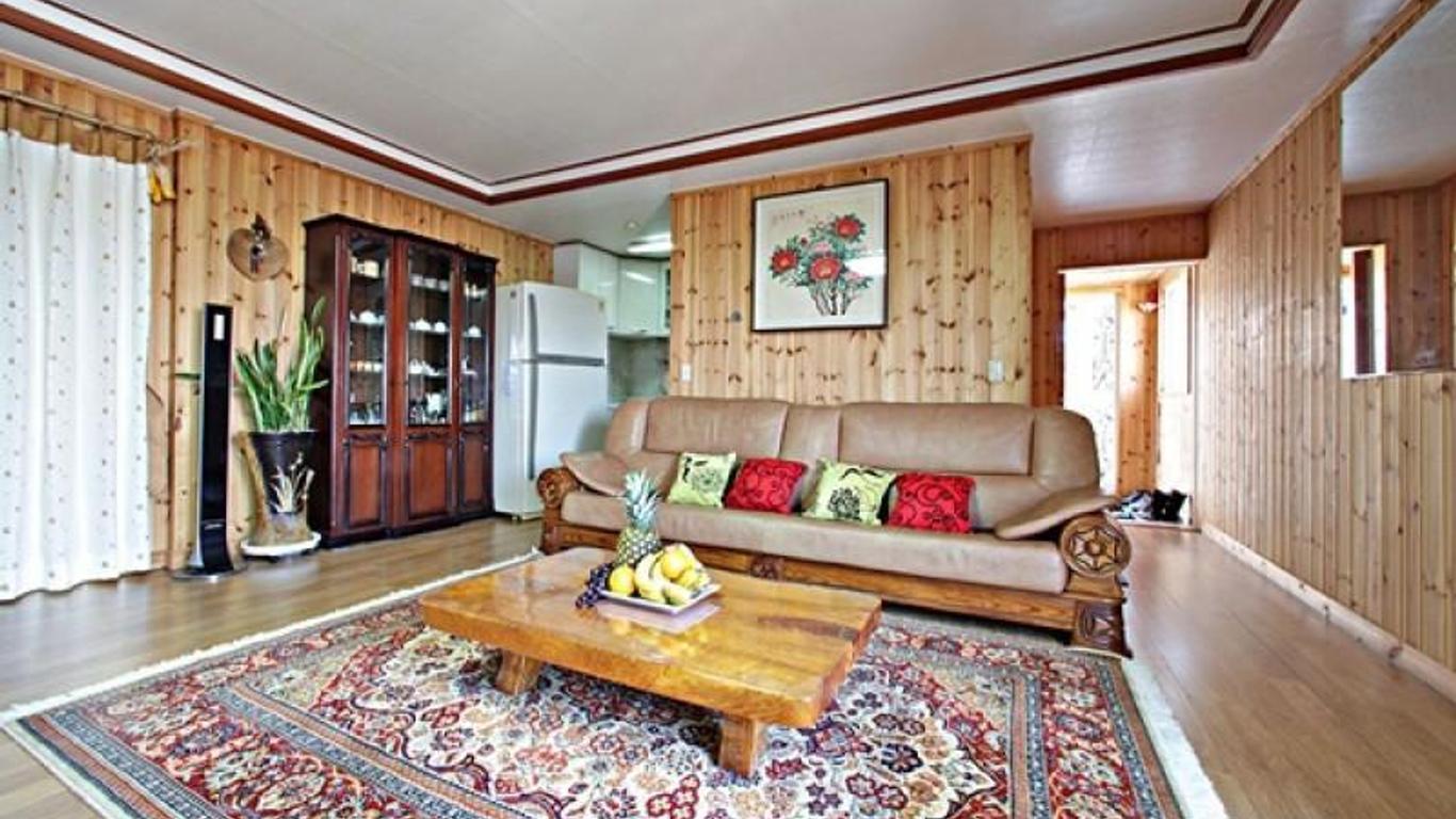 Taean (Anmyeondo) Island Pension