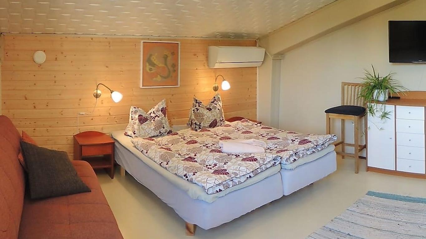 Tuukkalan Tila B&B