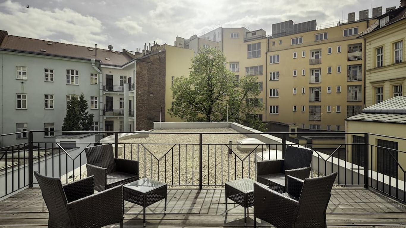 Elizabeth Suites