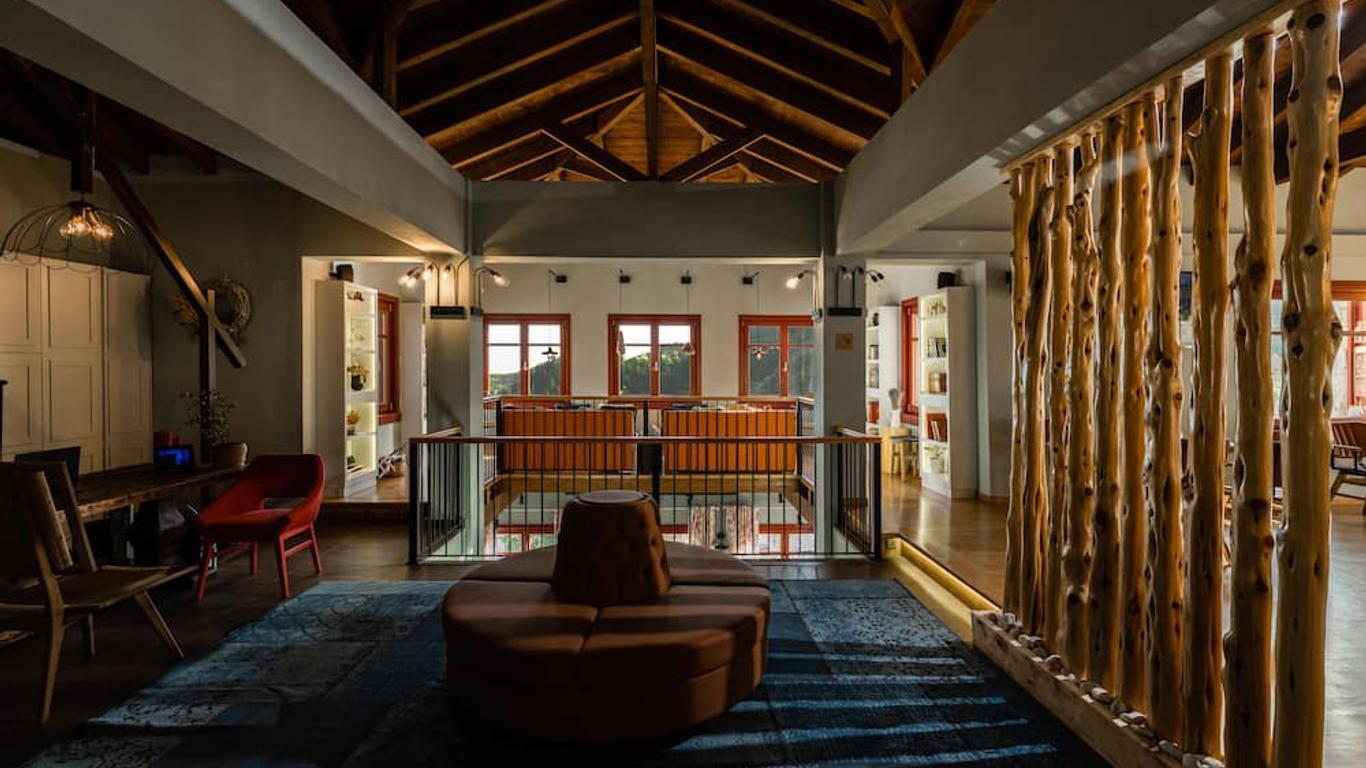 Rouista Tzoumerka Resort