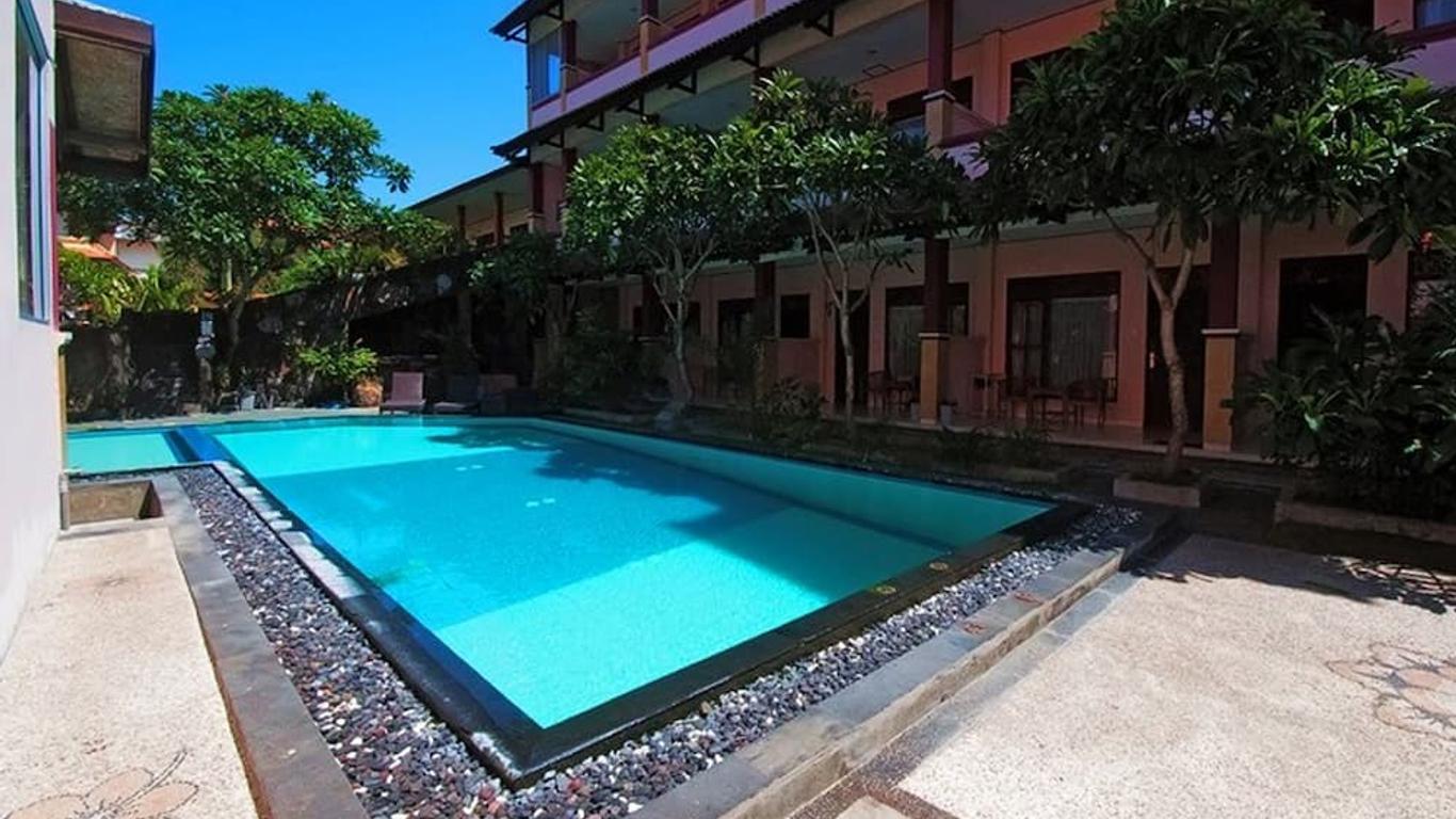 Pesona Beach Inn