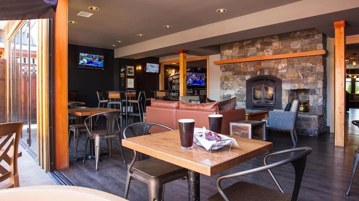 The Lodge At Arrow Lakes