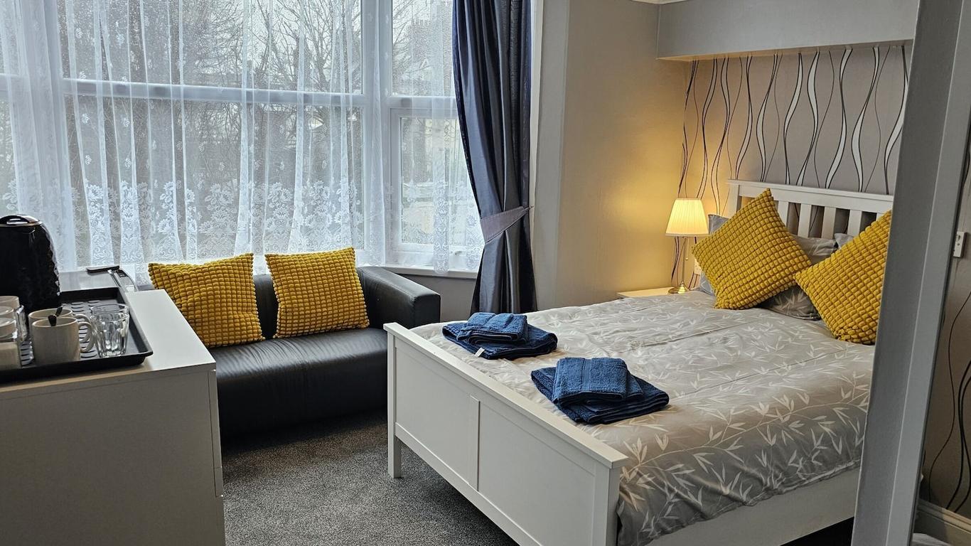 The Roslyn Guest House