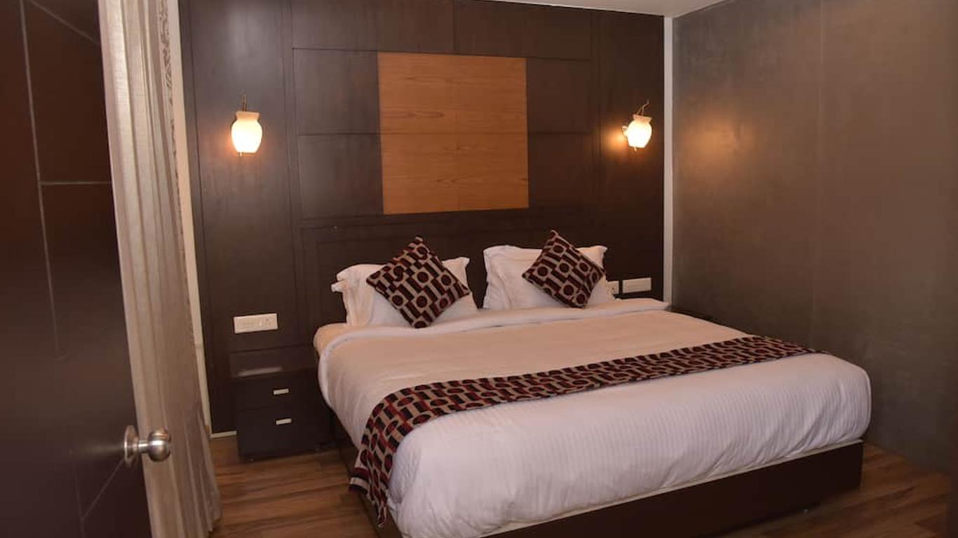 Hotel Armani Residency