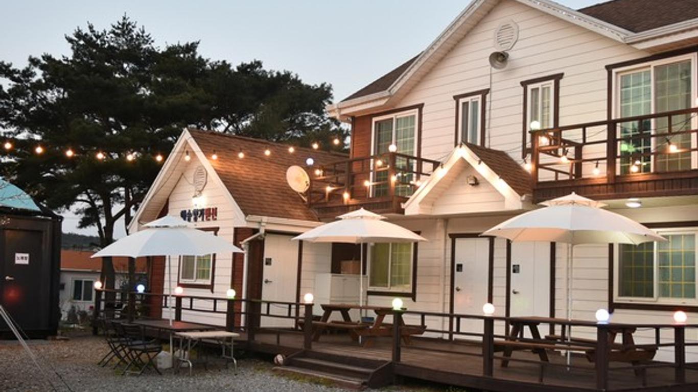 Taean Haesonghyanggi Pension