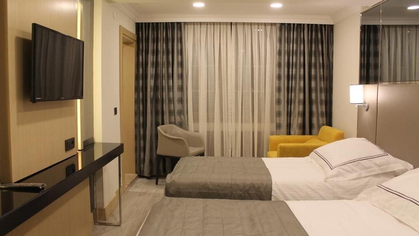 Abdullah Erdogan Paradise Otel