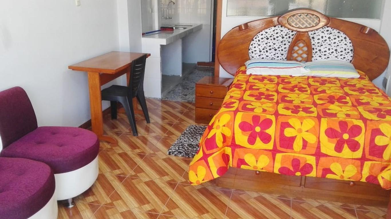 Hostal Encantos