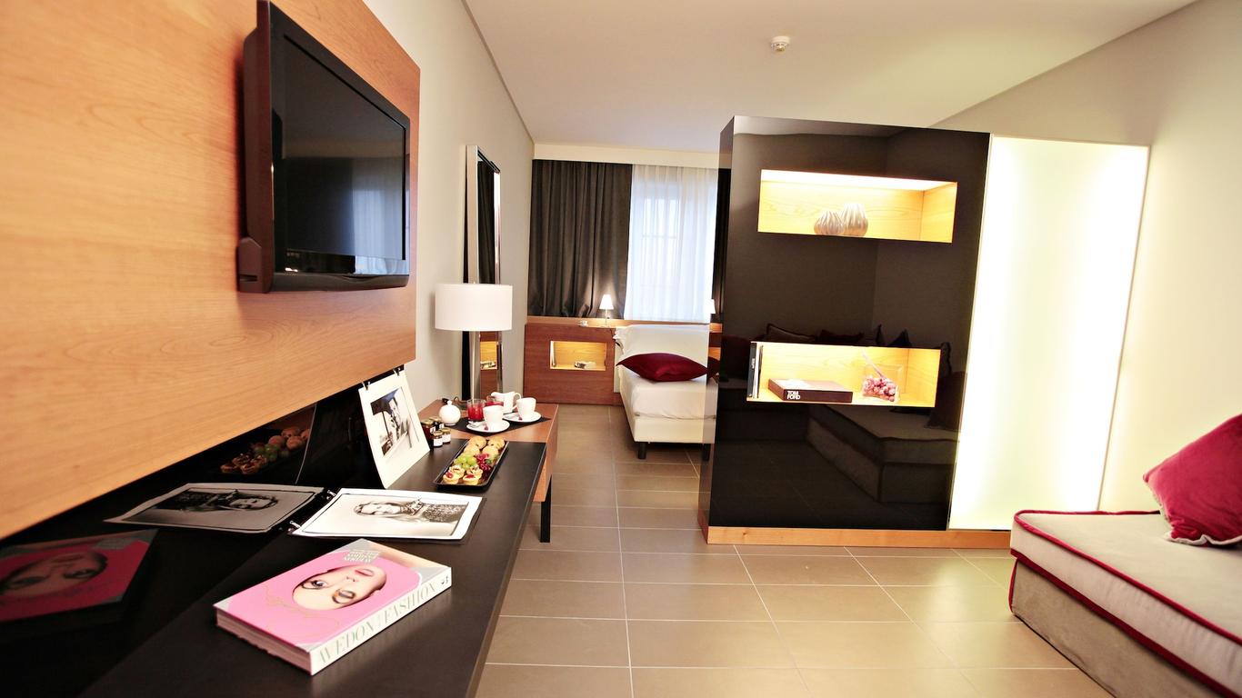 Cosmopolitan Hotel