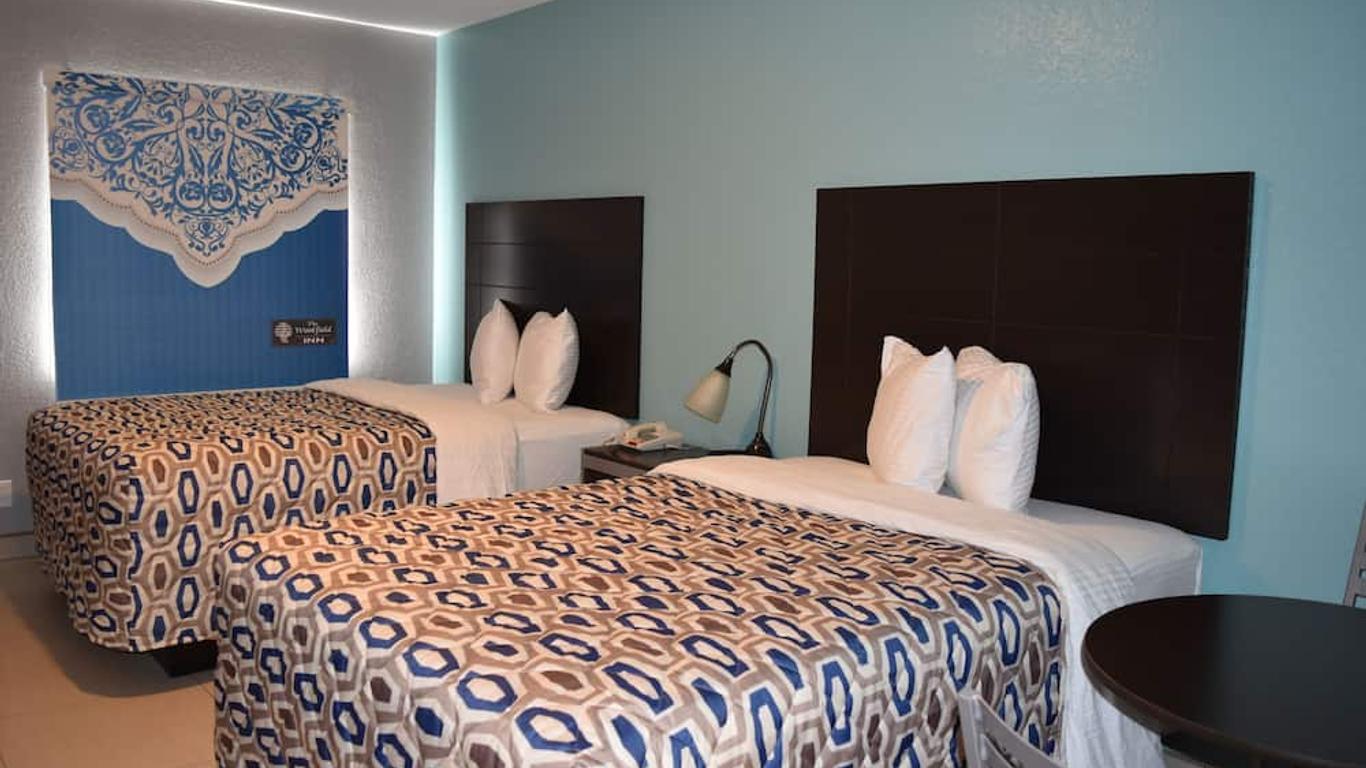 Woodfield Inn & Suites
