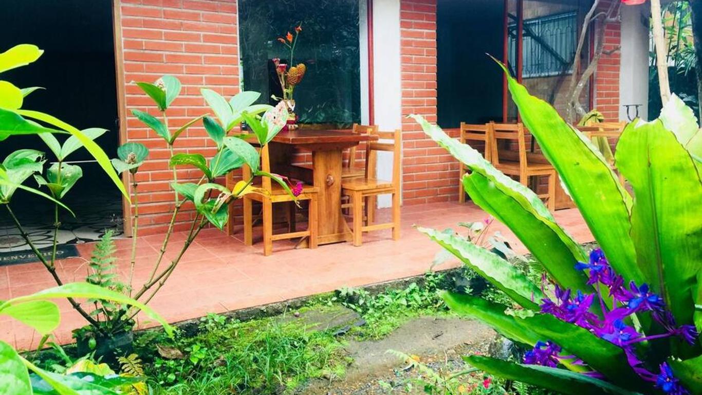 Cabañas Armonía y Jardín de Orquídeas