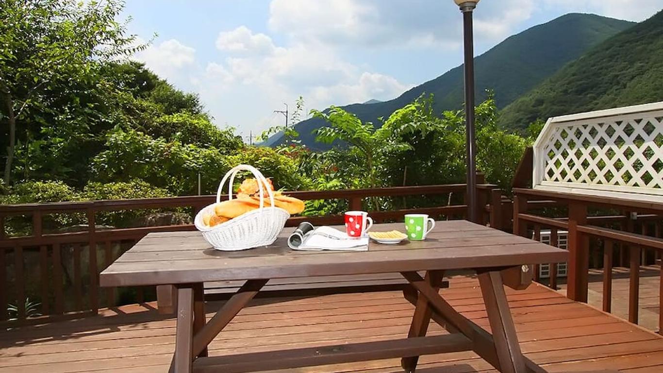 Baenae-gol Alpensia Pension