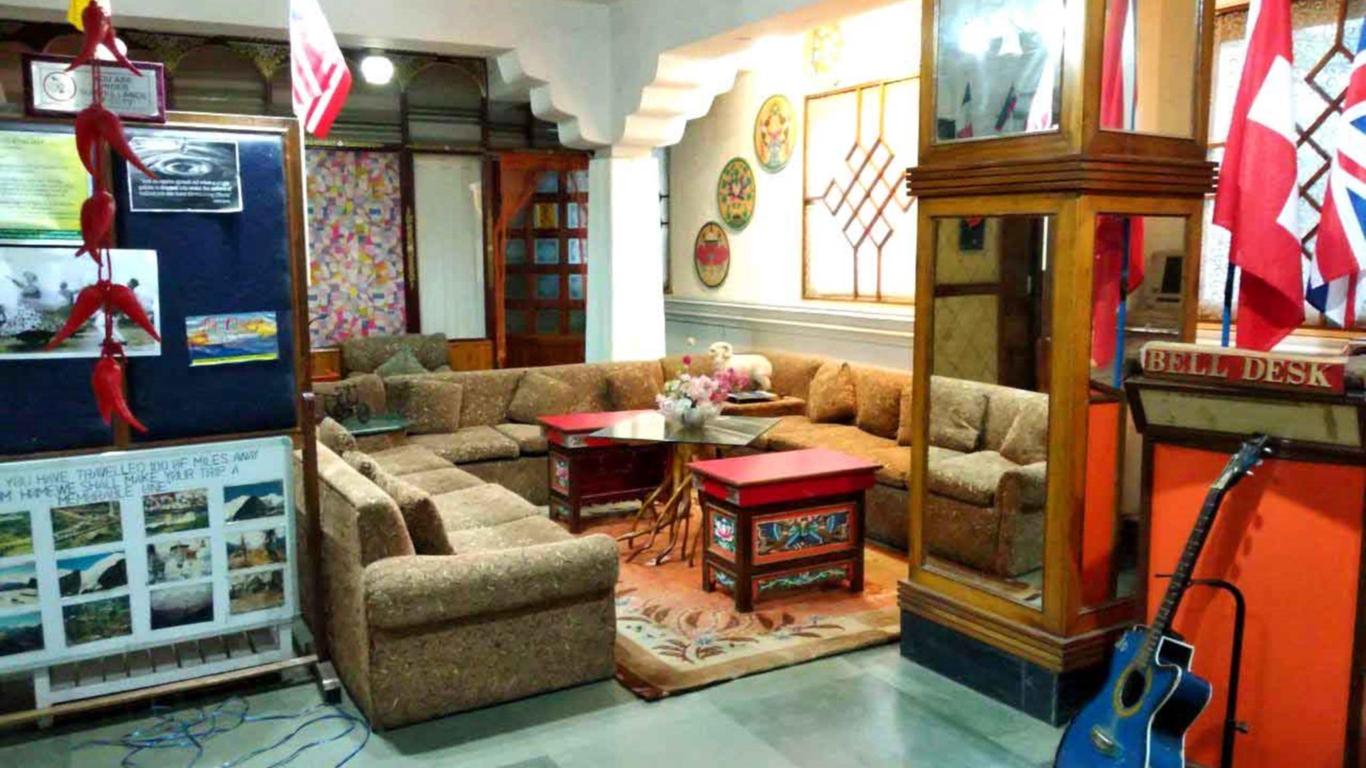 Hotel Phamrong Retreat