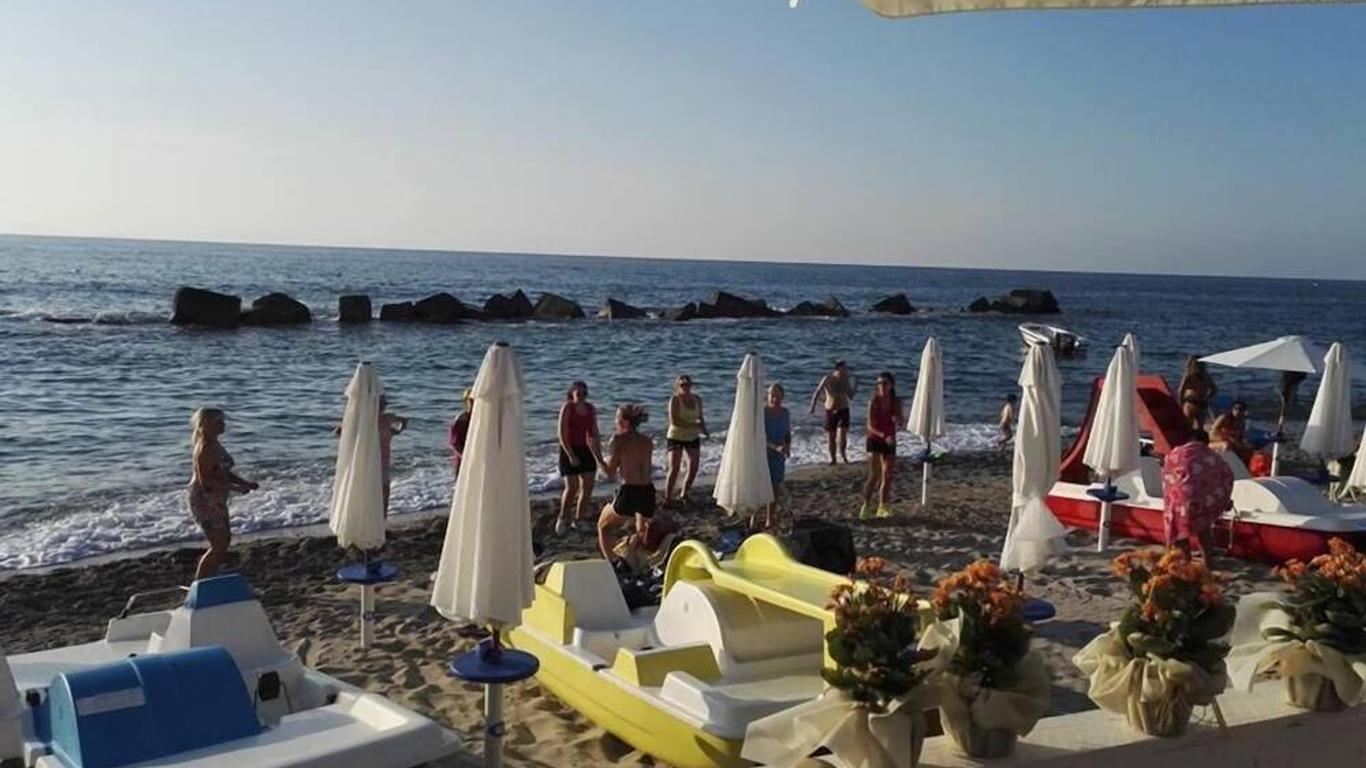 B&B Rometta Beach