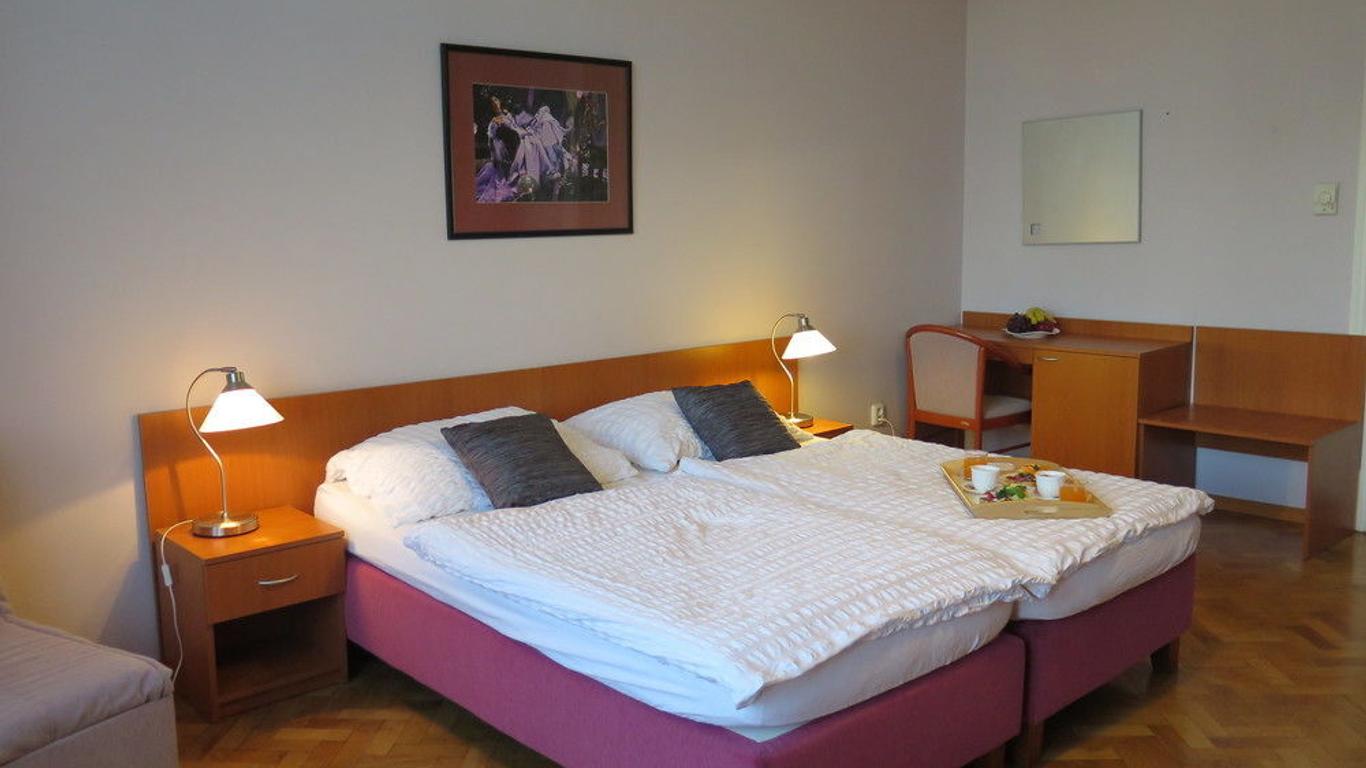 Prague Hostel Na Smetance