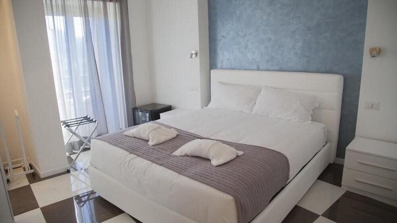 Saint Peter's Luxury Domus