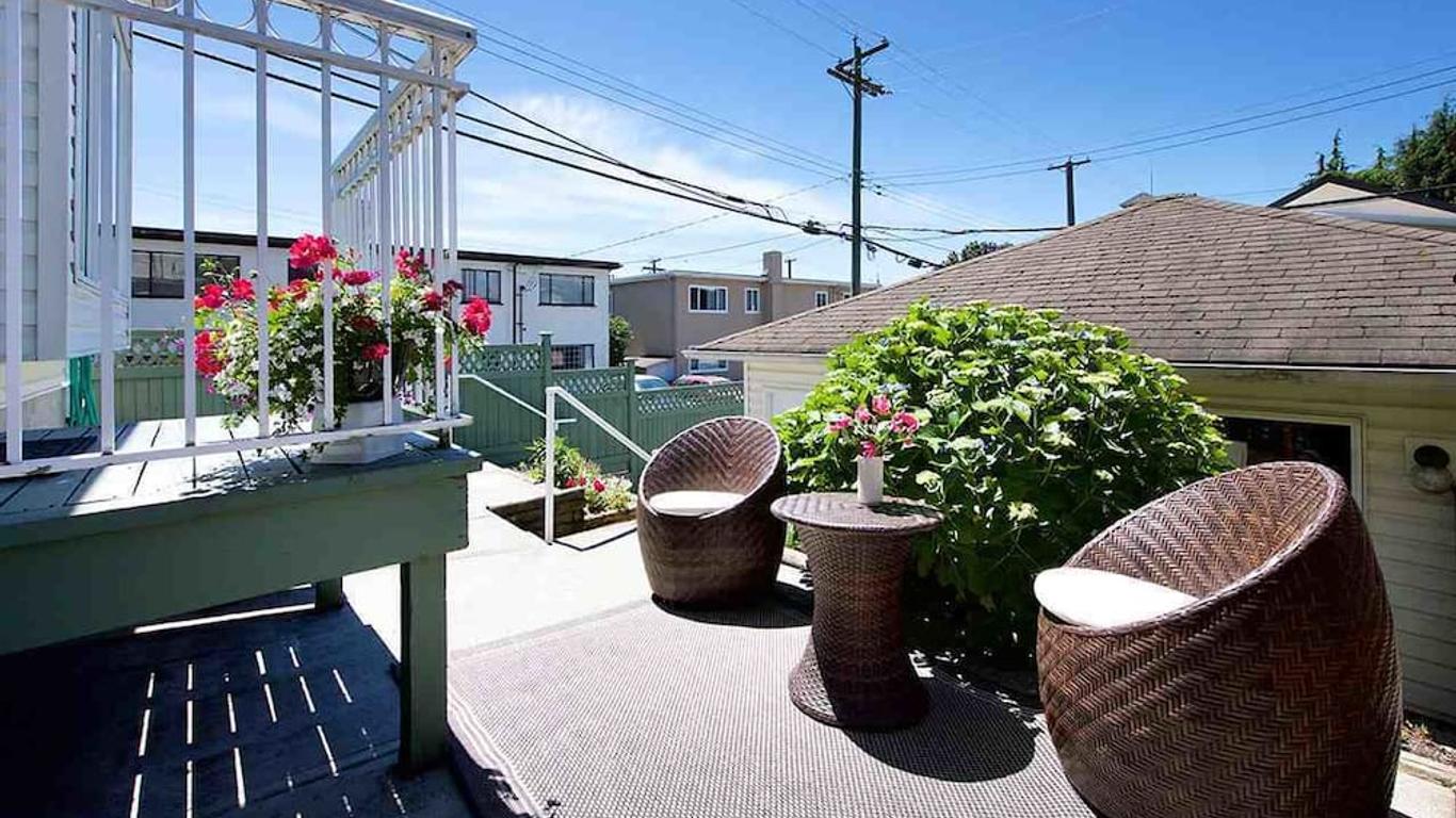 Marpole Guest House
