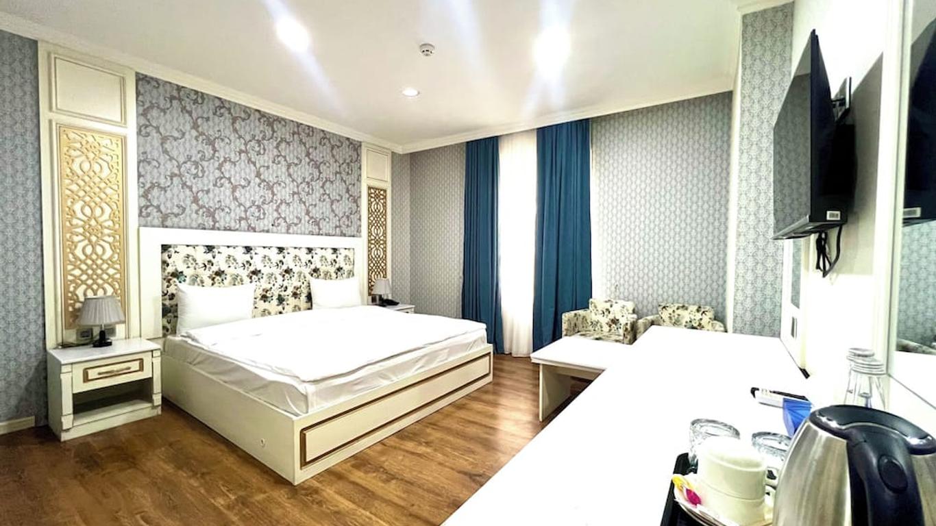 Maris Hotel Baku