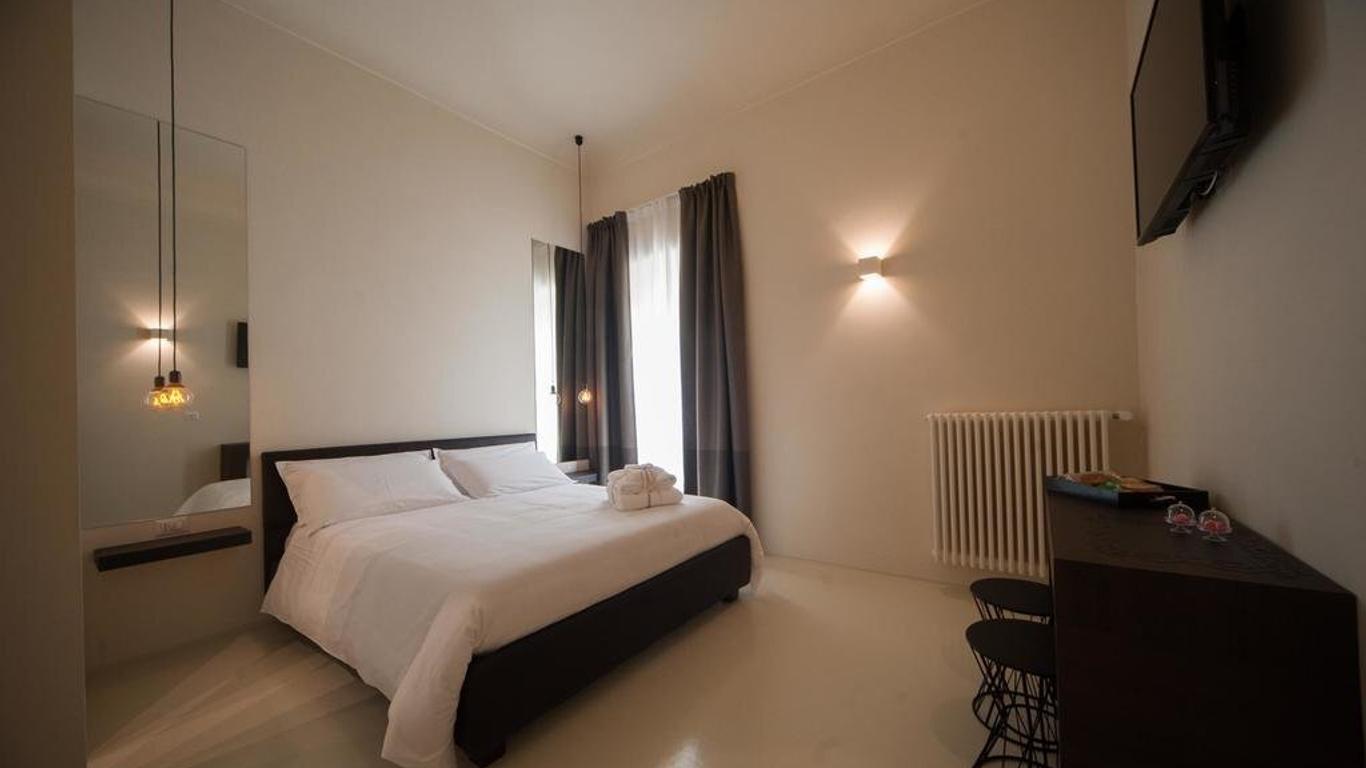 42 Zanardelli B&B