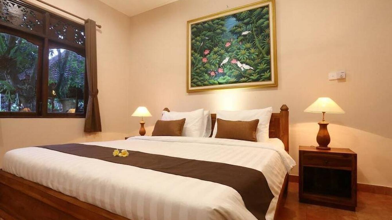 Nyoman Ada Resort