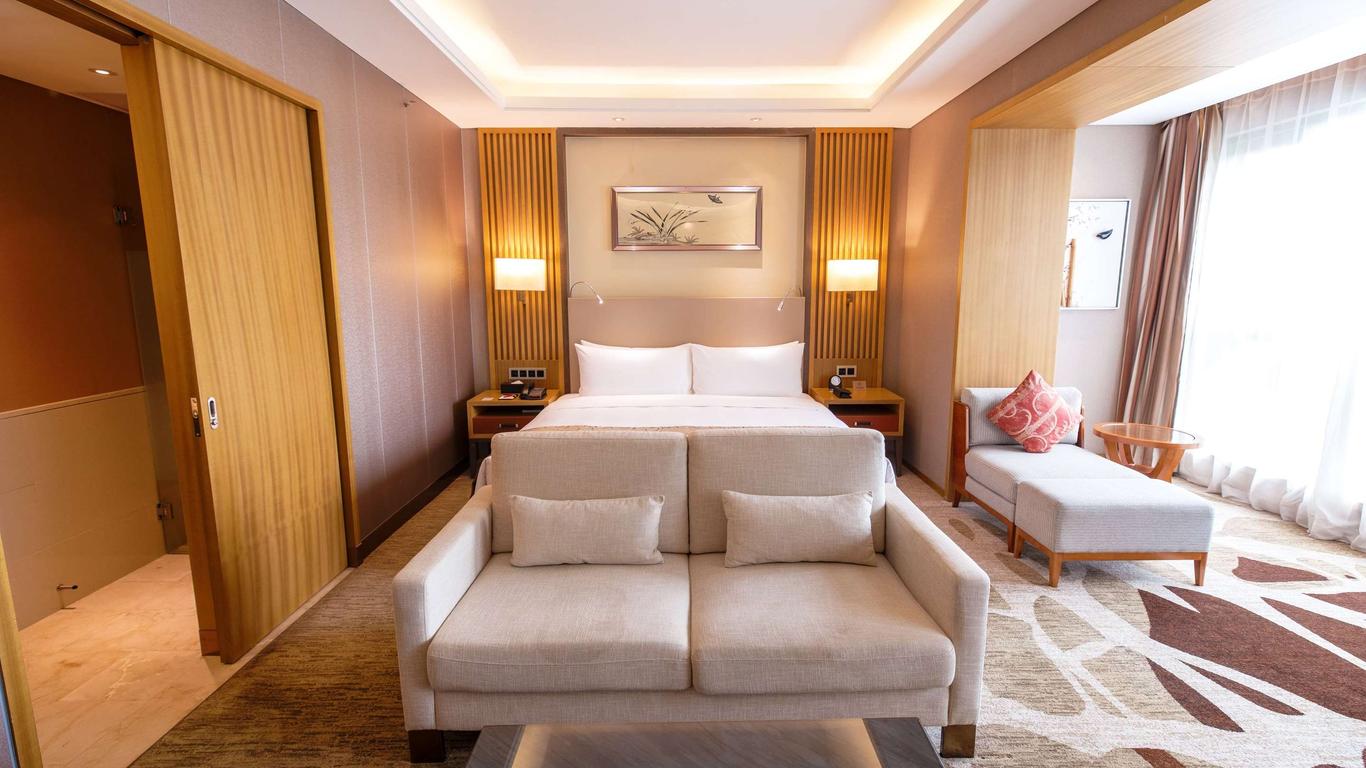 Ramada Plaza by Wyndham Fuzhou South
