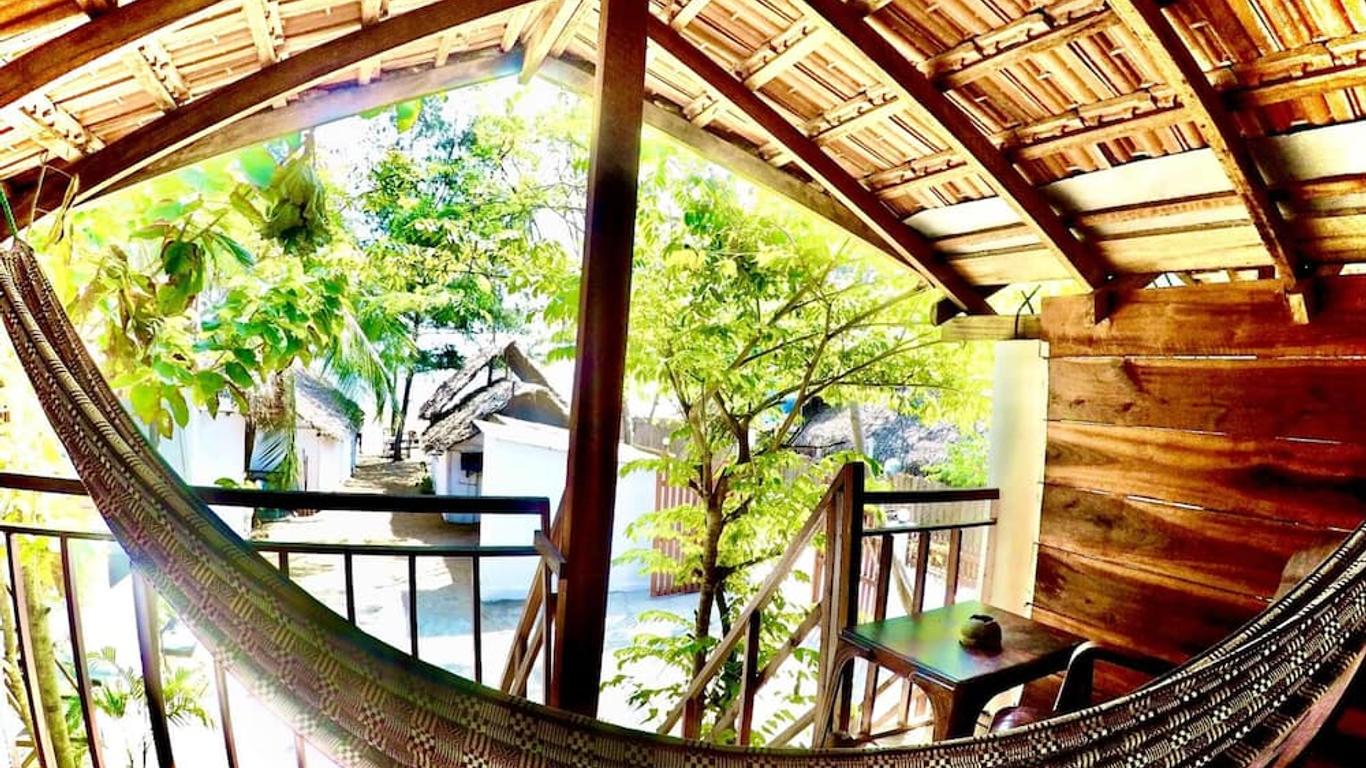 Beach Wave Hotel